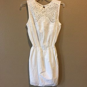 ✅3/$15 Max Studio White Cotton Embroidered Dress Size M